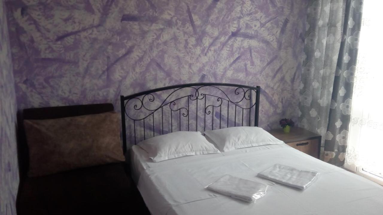 Hotel Isani Tiflis Exterior foto