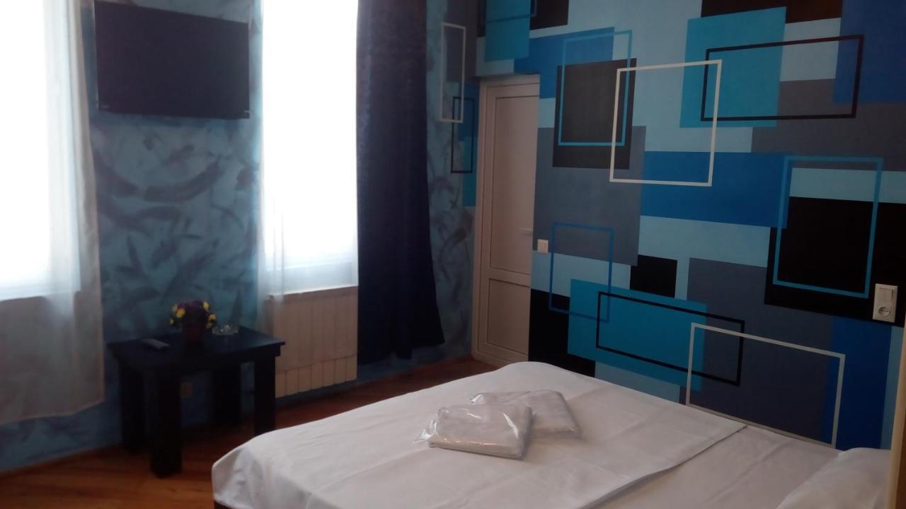 Hotel Isani Tiflis Exterior foto